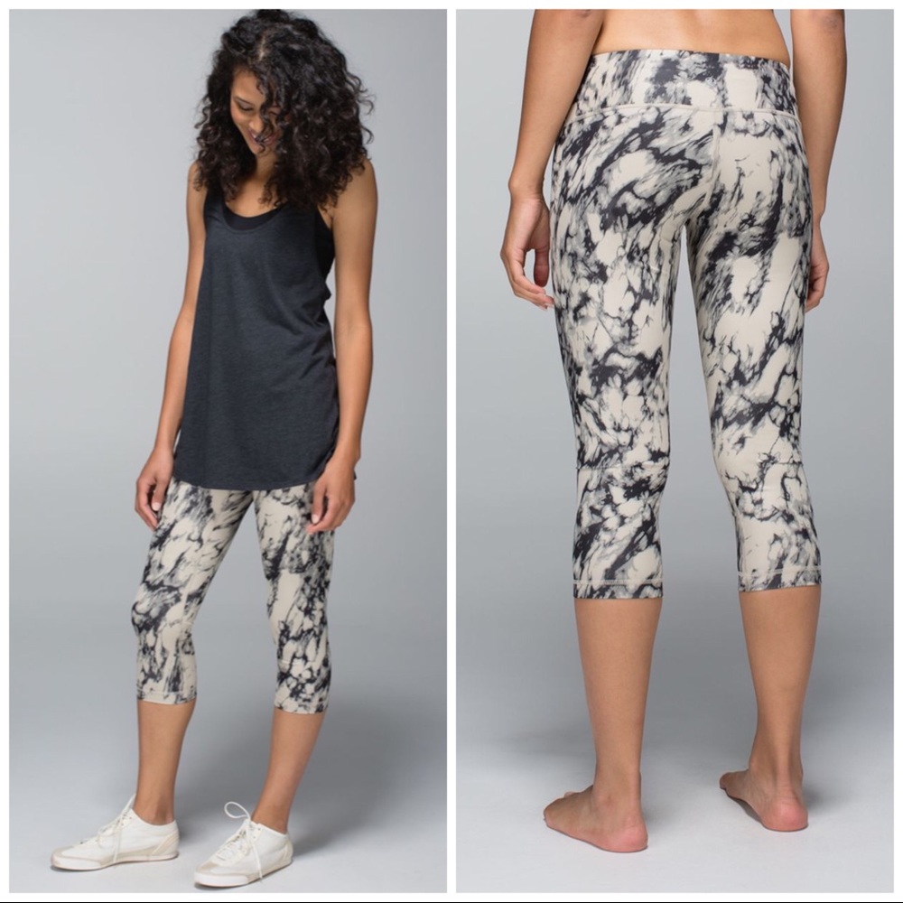 LULULEMON WUNDER UNDER PRINTED CROPPED LEGGINGS 10